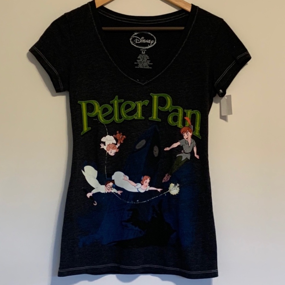 Peter Pan V-Neck Tee